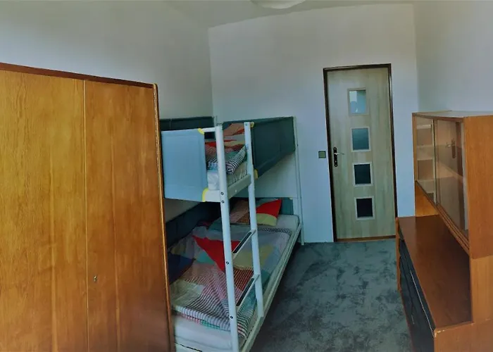 Příjemný řadový rodinný dům se zahradou